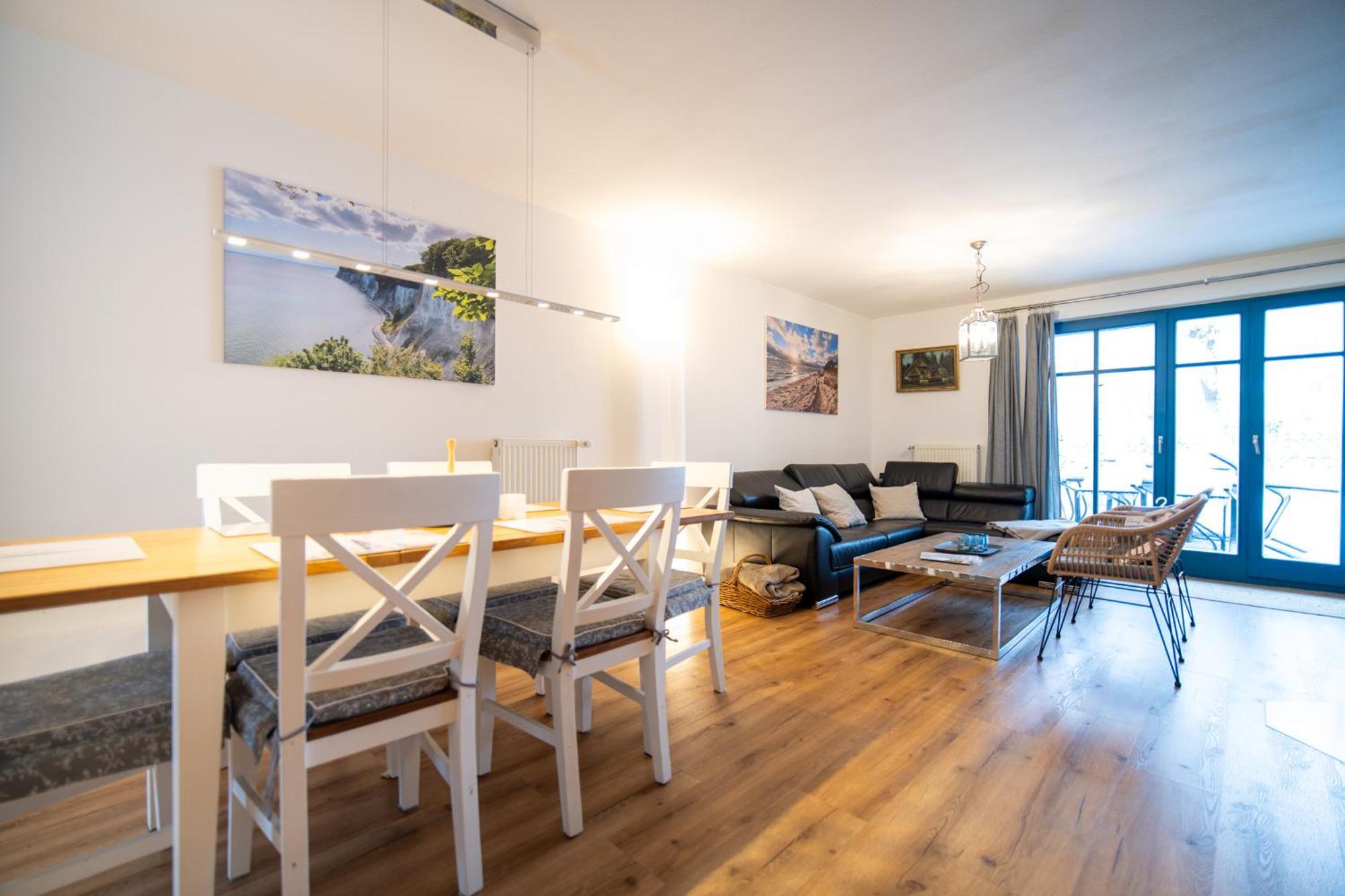 Vila Reetdachhaus Holunder 2 Puddemin Exteriér fotografie